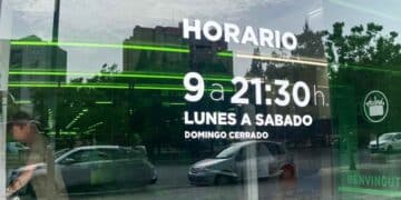 Horario Mercadona supermercados 9 a 21:30 lunes a sábado domingo cerrado.