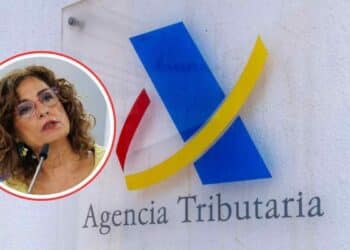 Agencia Tributaria carta a mutualistas para solicitar devolución IRPF 2025.