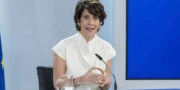 Presentación de la reforma de pensiones 2026 para trabajadores con lagunas de cotización.