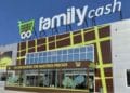 Fachada del nuevo hipermercado Family Cash en Leganés con 100 vacantes de empleo disponibles.