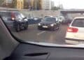 coche circulando en sentido contrario restricciones dgt mayores 65.