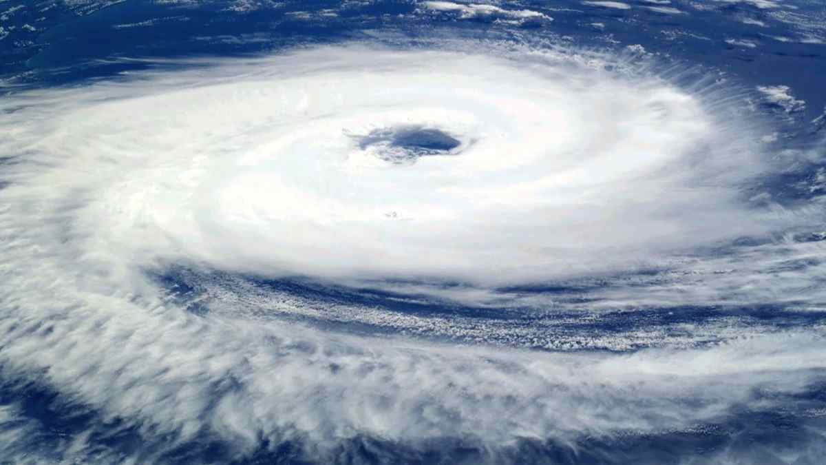 restos tormenta tropical dexter vista satelite ojo huracan inestabilidad peninsula.