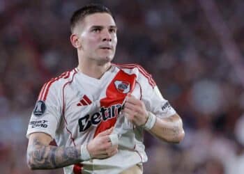 Franco Mastantuono con camiseta de River Plate antes de fichar por el Real Madrid.