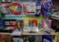Material escolar en papelería para becas 2025/2026 de hasta 300 euros por familia en San Fernando de Henares.