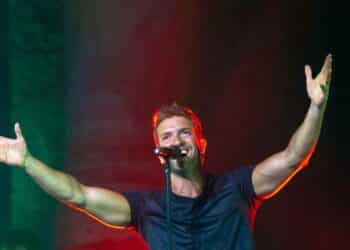 Pablo Alborán en concierto gratis en la Puerta del Sol Madrid KM0.