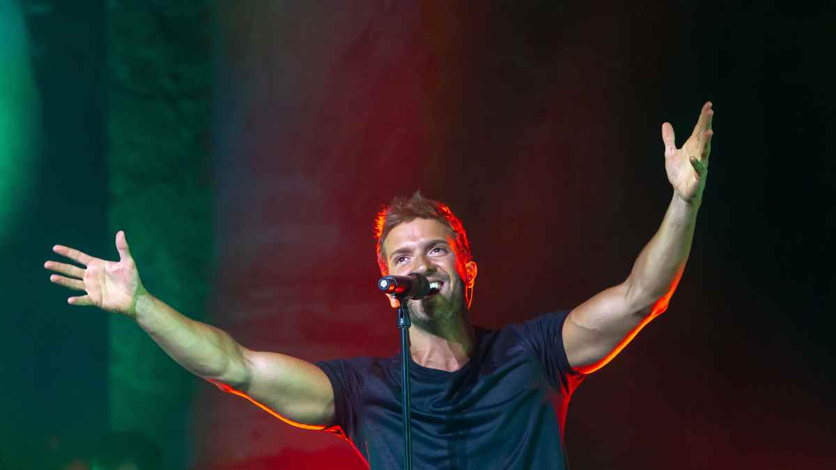 Pablo Alborán en concierto gratis en la Puerta del Sol Madrid KM0.