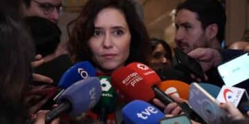 Rueda de prensa sobre la evaluación obligatoria de funcionarios en Madrid.