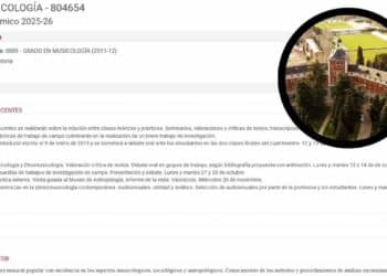 Universidad en Madrid donde un joven cursa en solitario el grado piloto de música y tecnología.