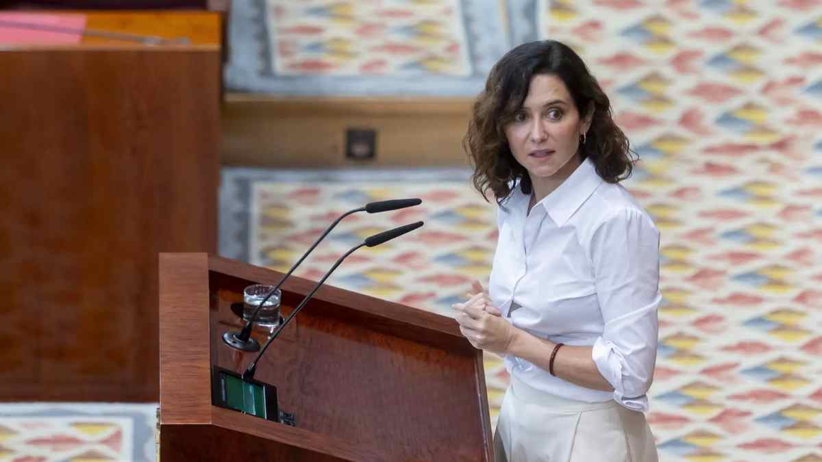 Ayuso anuncia medidas de apoyo a autónomos y empresarios en Madrid.