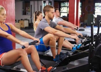 Las máquinas de ejercicio más versátiles para entrenar en casa y perder esos quilos de más ganados durante las vacaciones.