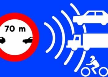 Señal de tráfico de la DGT sobre distancia mínima de seguridad 2025.