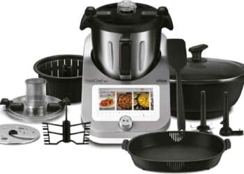 Robot de cocina Ufesa TotalChef RK7 con accesorios y pantalla táctil en oferta en Amazon.