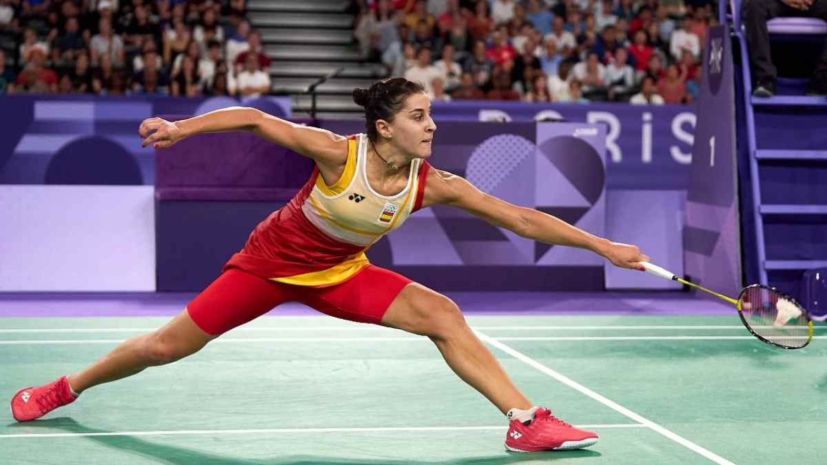 Carolina Marín durante un partido de bádminton en el Día del Deporte Olímpico de Madrid en El Retiro.