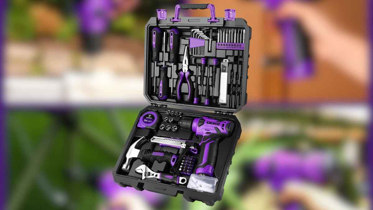 Caja de herramientas DEKO con taladro eléctrico de 8V y 126 piezas en color morado