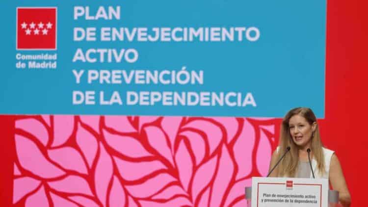 Presentación del Plan de Envejecimiento Activo de la Comunidad de Madrid relacionado con el Carnet Senior.