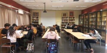 Estudiantes en un colegio público de Madrid durante una clase, propuesta para impartir 1º y 2º de ESO.