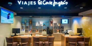 Agencia de Viajes El Corte Inglés con programación otoño-invierno para mayores adelantada al Imserso.