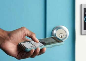 videotimbre ring conectado al móvil para mejorar la seguridad del hogar y evitar robos en casa.