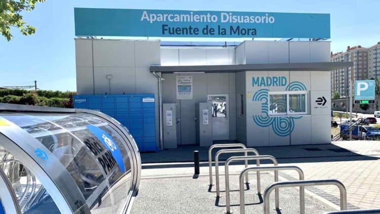 Aparcamiento disuasorio Fuente de la Mora en Madrid de EMT para aparcar gratis y usar transporte público.