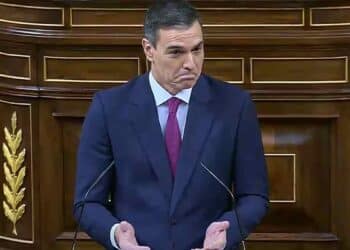 Pedro Sánchez anuncia cambios en el complemento de pensiones tras advertencia del TJUE por discriminación a los hombres.