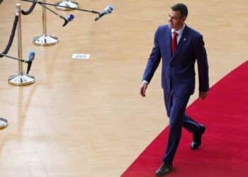Pedro Sánchez durante su intervención en Bruselas sobre la propuesta para limitar la compra de vivienda a no residentes.