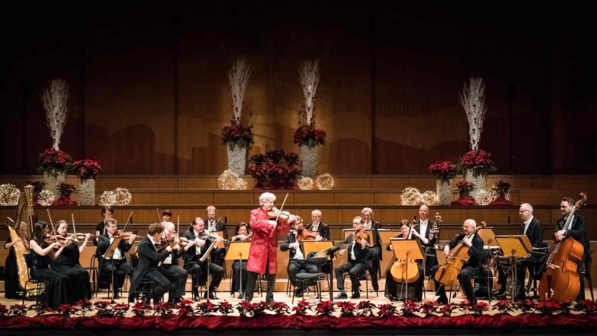 orquesta en concierto de año nuevo en madrid 2026 en el teatro gran vía.