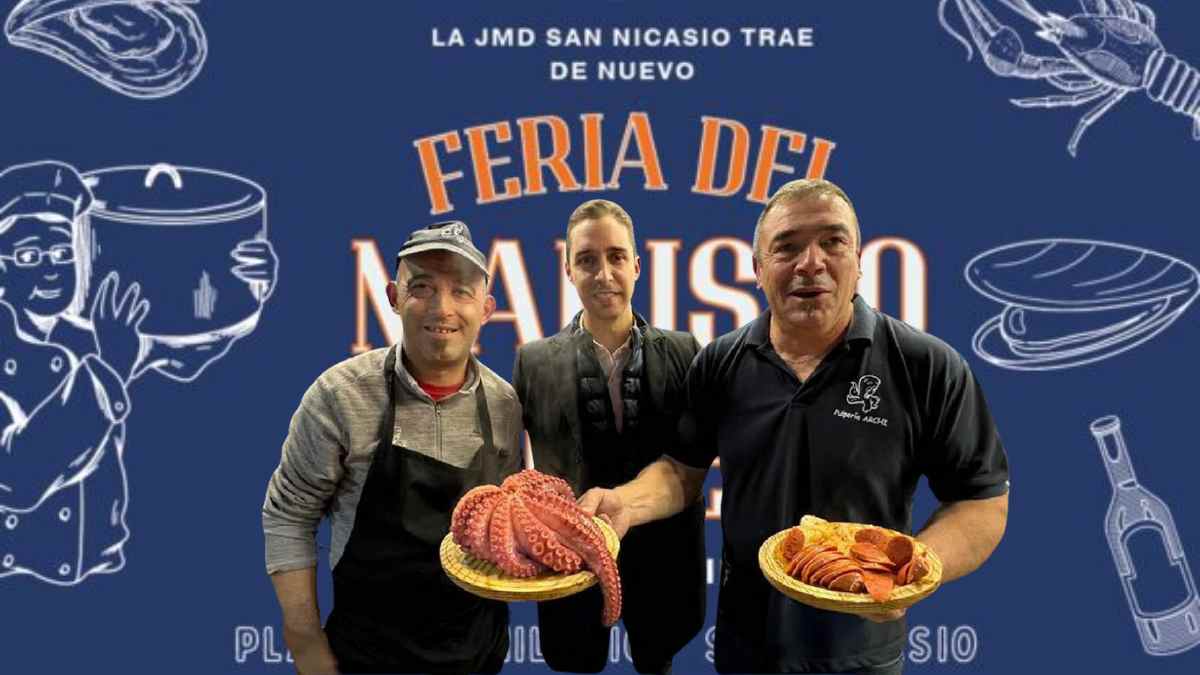 Participantes de la Feria del Marisco en San Nicasio con platos gallegos en la Plaza del Milenio de Leganés.