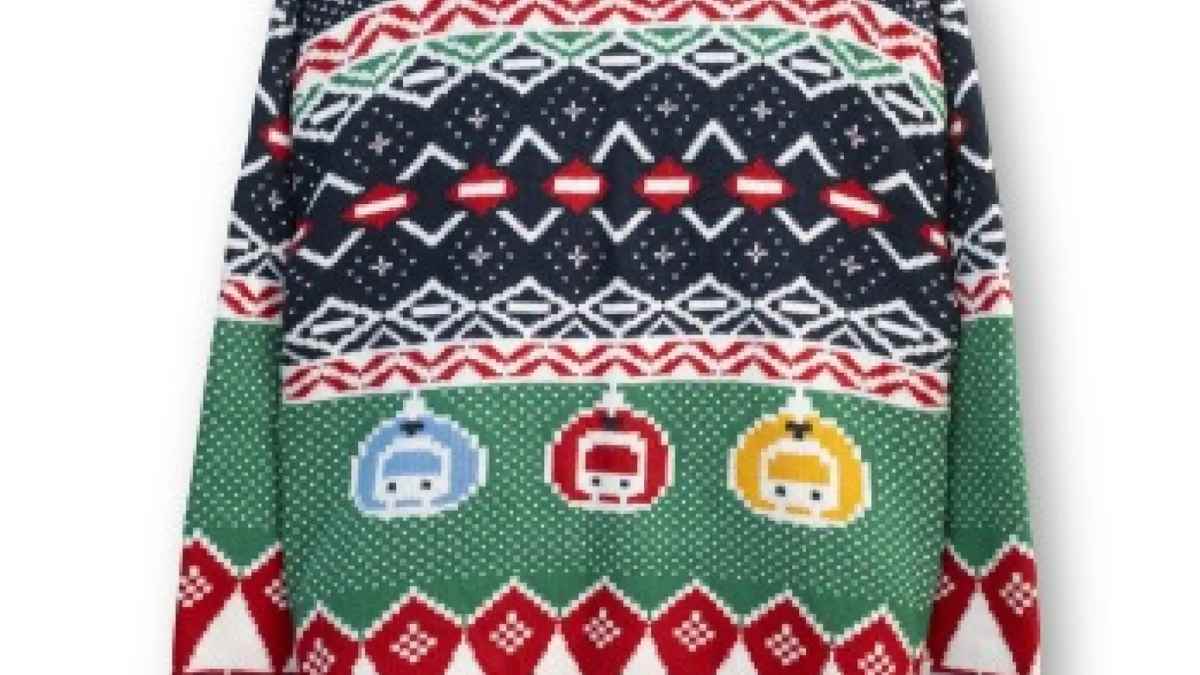 Jersey de Navidad de Metro de Madrid con diseño azul, verde y rojo.