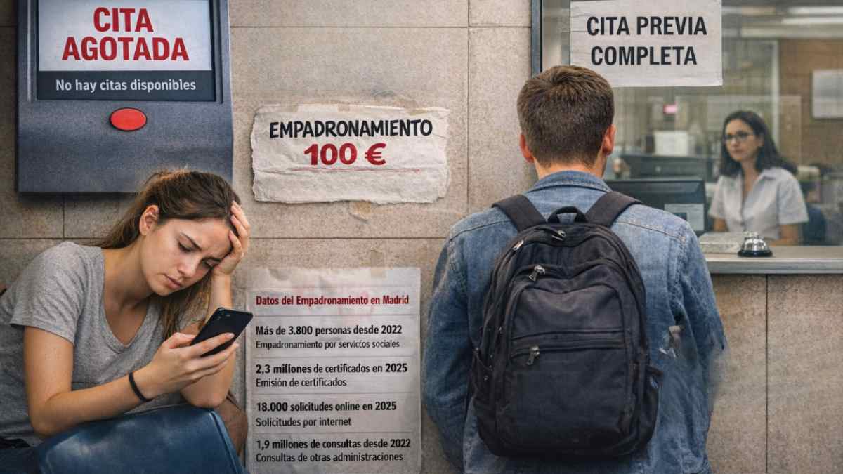 Vecinos esperando para empadronarse en Madrid ante la falta de citas previas y trámites bloqueados