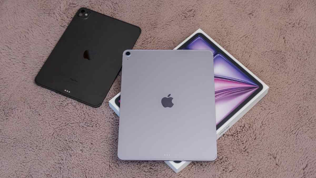 iPads Air sobre una mesa en referencia al error de precio de MediaMarkt.