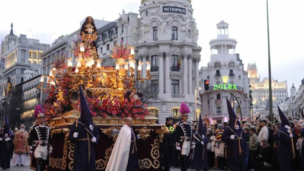 Semana Santa 2026 con calendario de festivos según la comunidad autónoma