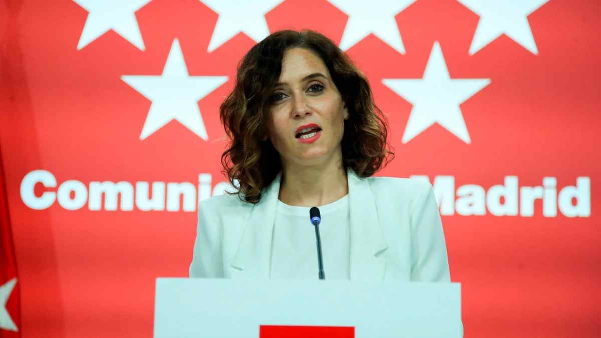 Portavoz del Gobierno de la Comunidad de Madrid durante anuncio sobre ayudas de formación de 1.500 euros.