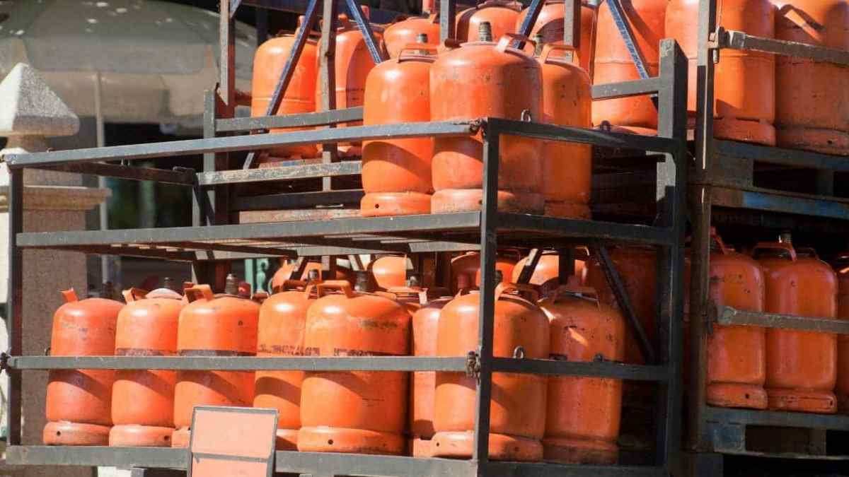Bombonas de butano envasado tras la actualización del precio máximo publicada en el BOE