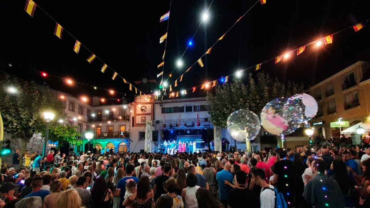 Ambiente festivo en Collado Mediano durante las fiestas de San Ildefonso y Nuestra Señora de la Paz