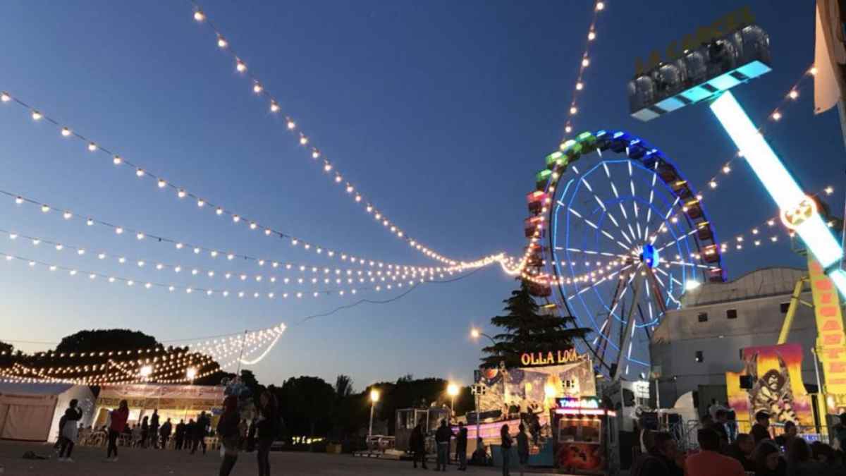 Noria y atracciones en las Fiestas de la Primavera 2026 en el Pinar del Rey de Hortaleza