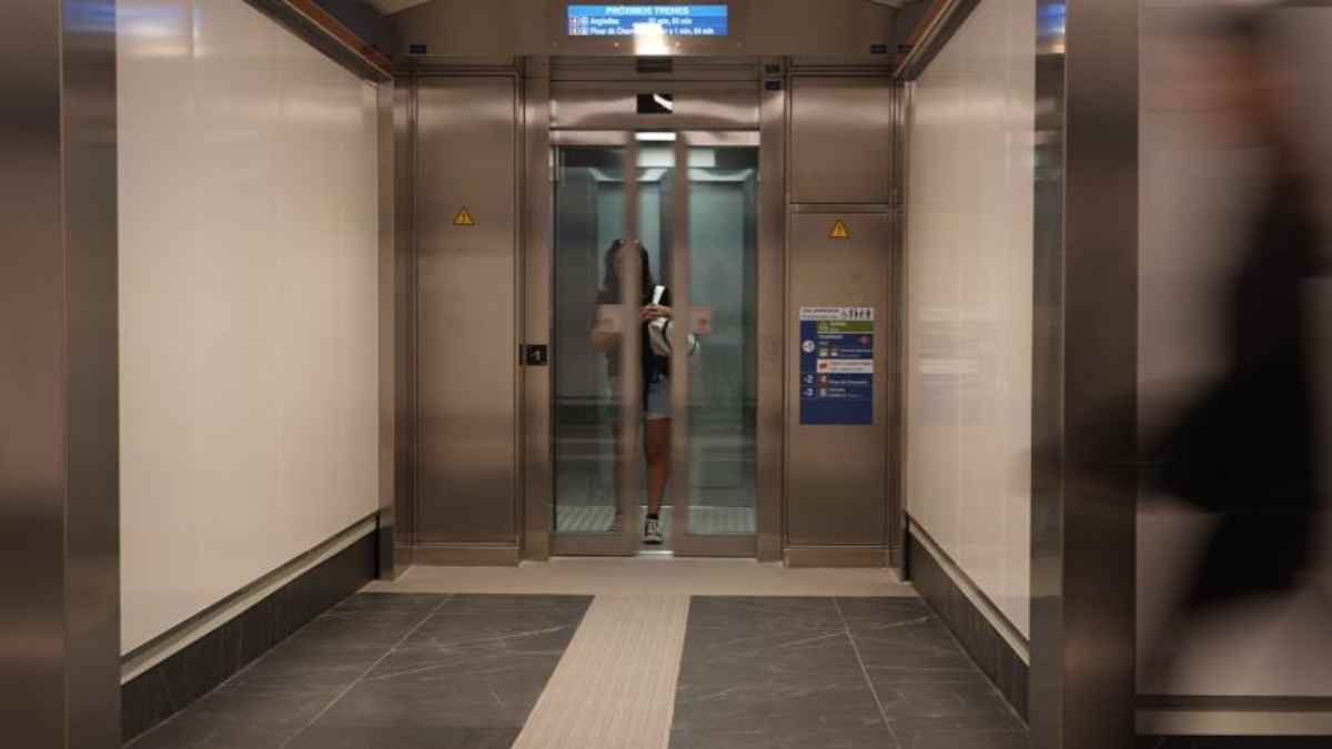 Nuevo ascensor de accesibilidad en la estación de Ventilla del Metro de Madrid