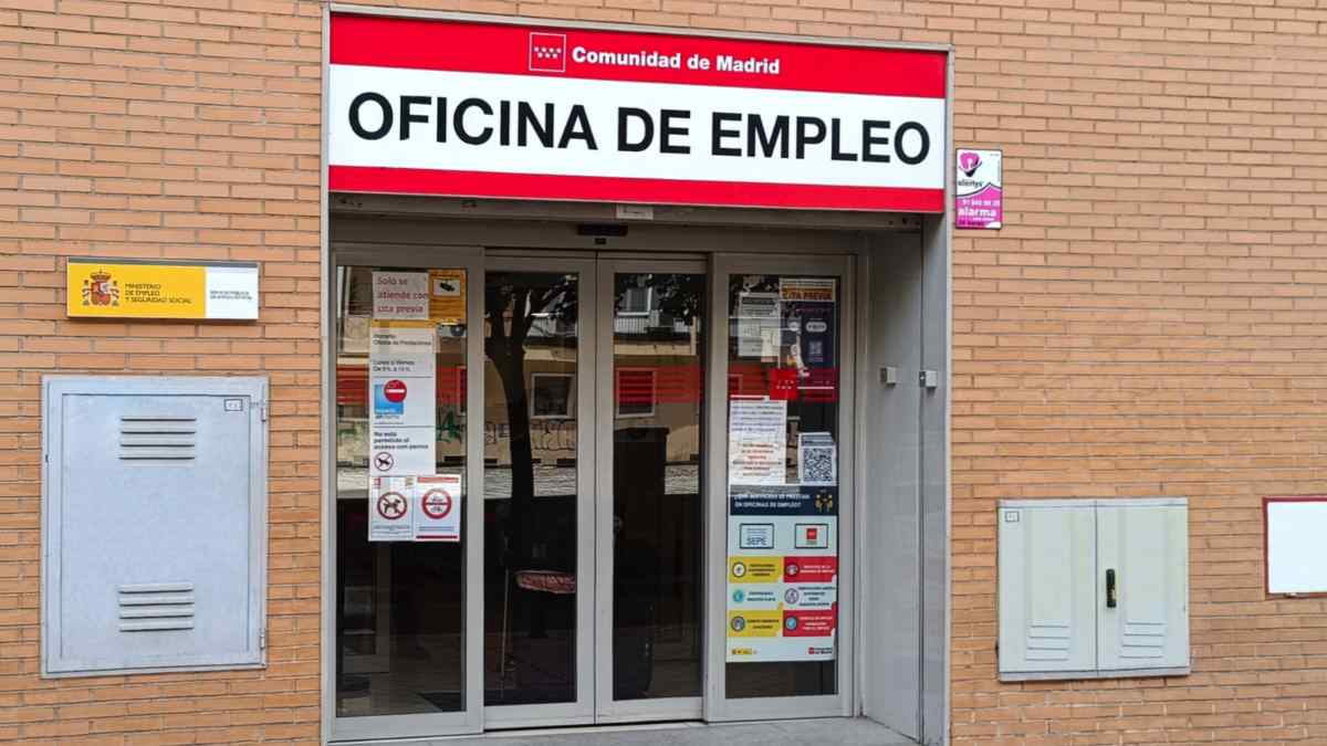 Oficina de empleo del SEPE en Madrid relacionada con el paro para mayores de 65 años