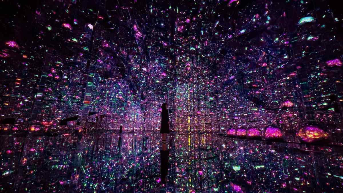 Instalación inmersiva del Museo de la Luz Madrid que ofrece entradas gratis durante un día