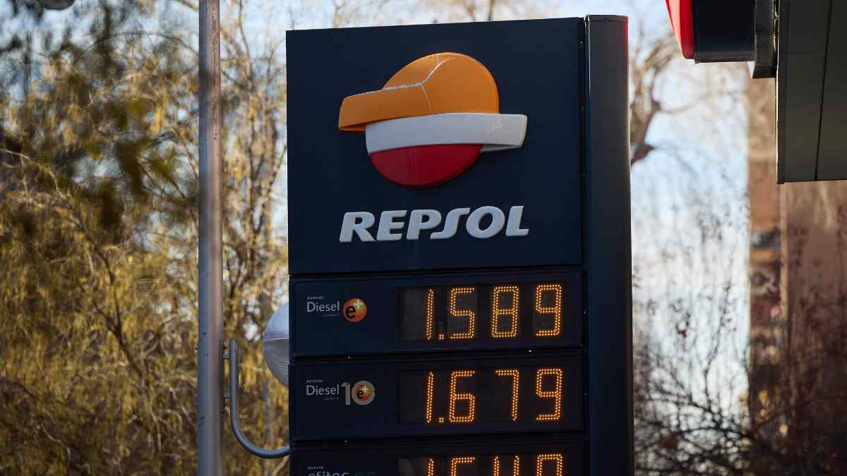 Precio del diésel en una gasolinera Repsol tras la subida de la gasolina y el diésel en España