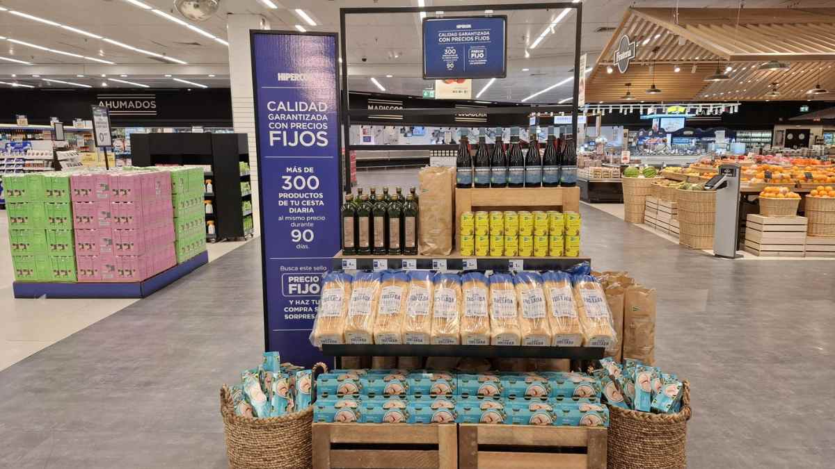 Supermercado El Corte Inglés con productos de cesta básica a precio fijo durante 90 días