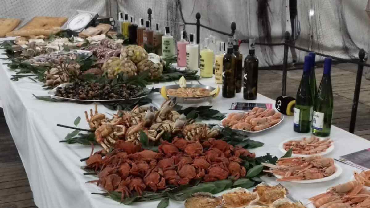 Feria del marisco en Alcobendas con mariscada gallega y productos frescos a precios populares