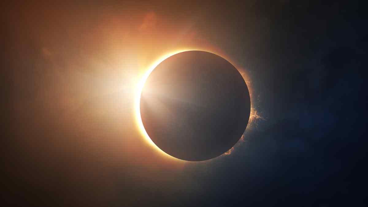 Festival del Eclipse 2026 en Madrid con familias observando el eclipse solar en Riosequillo