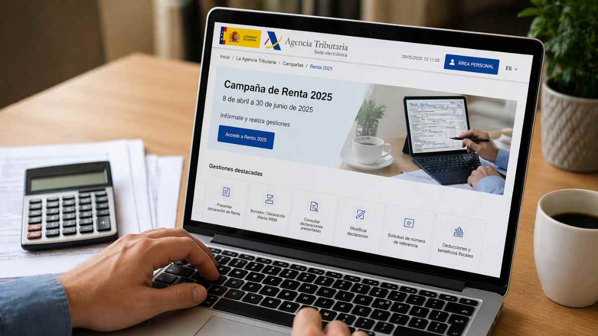 Contribuyente accediendo a la web de Hacienda para rectificar la declaración de la renta y recuperar deducciones olvidadas