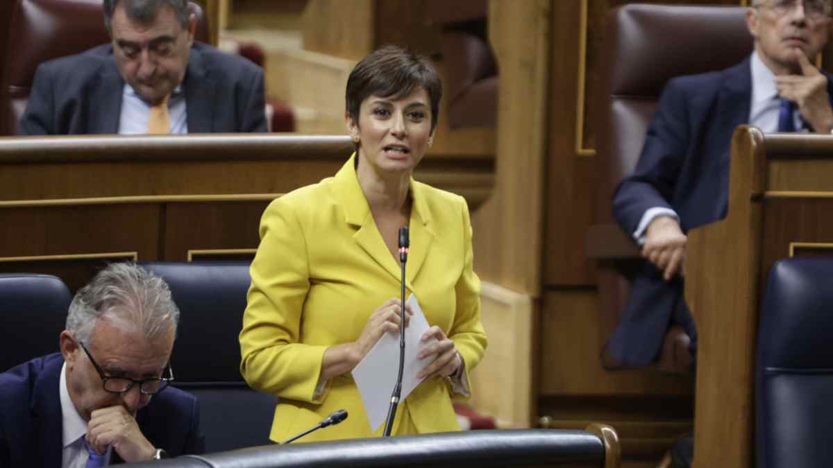 Ministra interviene en el Congreso sobre la ley de alquiler que permite al inquilino permanecer hasta cinco años en la vivienda