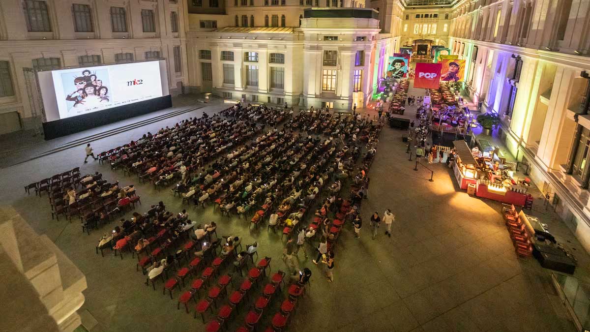 Cibeles de Cine en Madrid con público asistiendo a proyecciones y eventos especiales