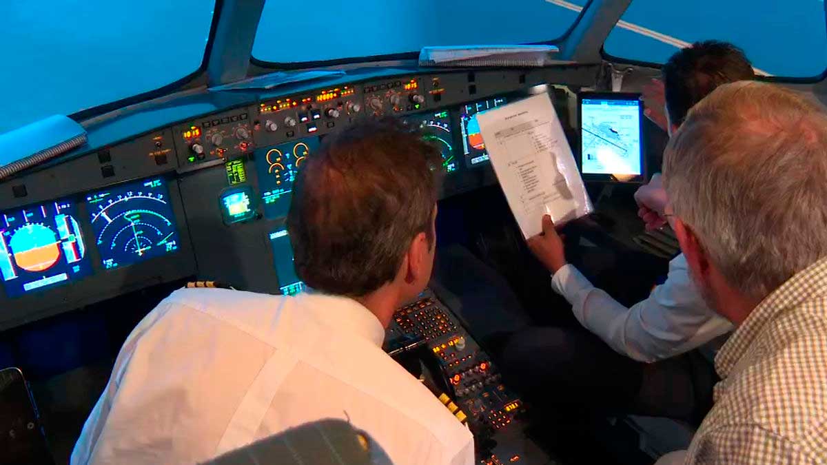 Simulador de vuelo de European Flyers en Cuatro Vientos.