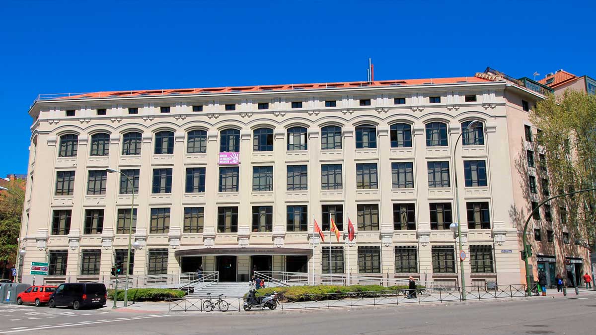 Edificio de vivienda pública en Madrid, ejemplo del nuevo modelo de gestión integral