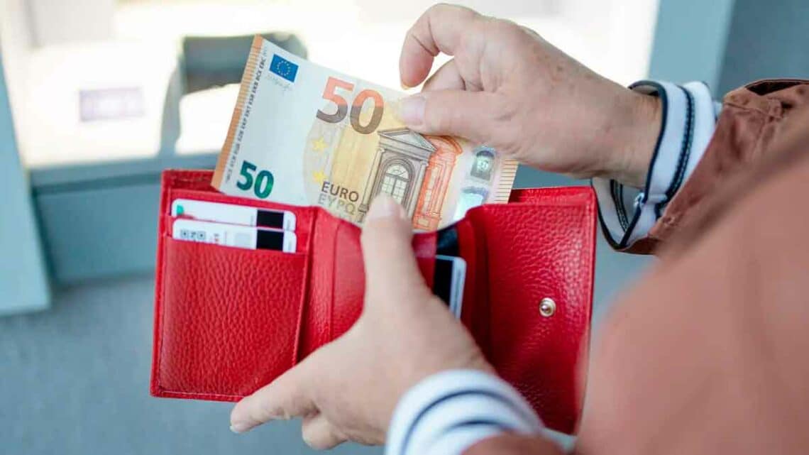 Ayuda 500 euros personas mayores