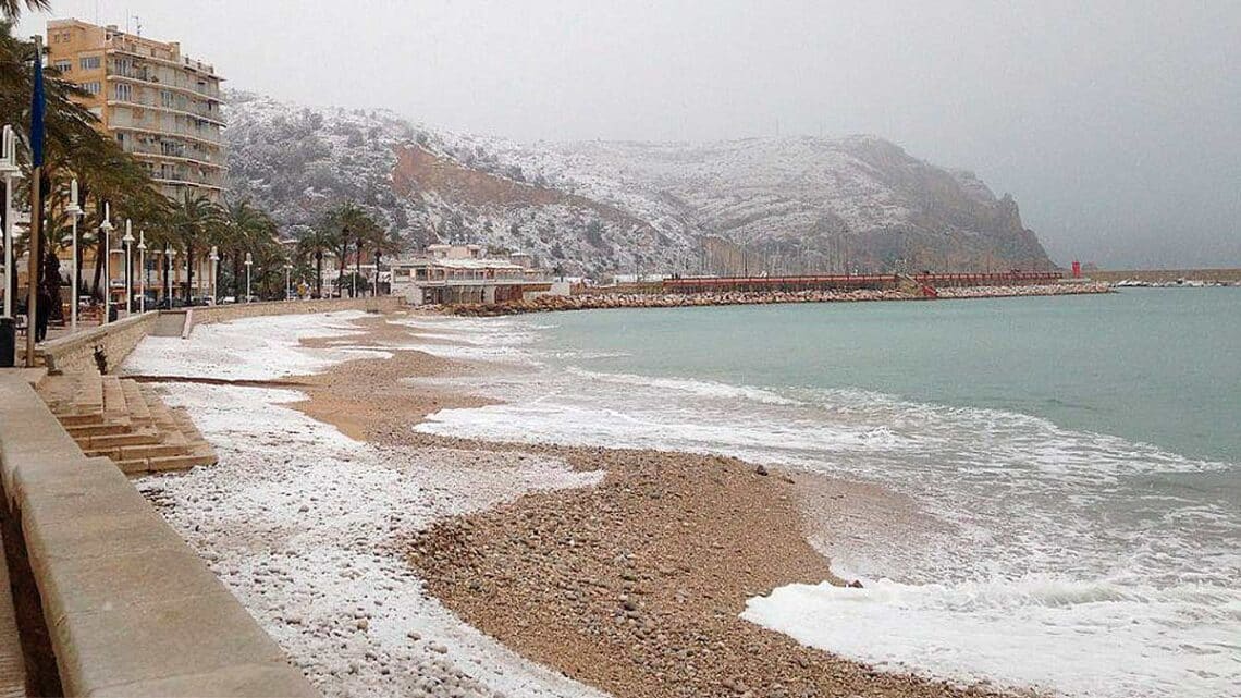 La AEMET emite un comunicado urgente por frío, nevadas, lluvias y viento