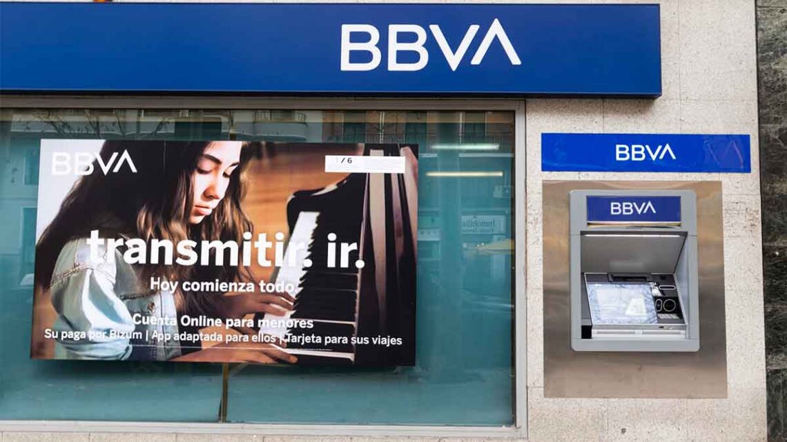 BBVA regala 400 euros a los clientes que cumplan estas condiciones.